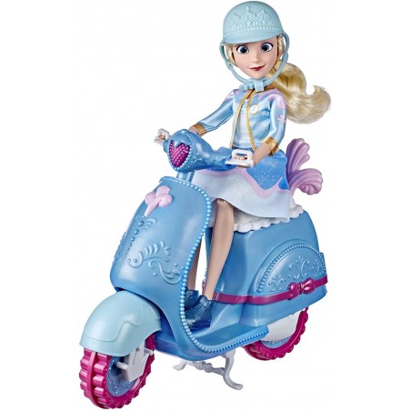 DISNEY PRINCESS CENERENTOLA CON SCOOTER CASCO E ADESIVI HASBRO