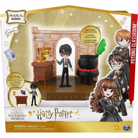 CLASSE DI POZIONI CON PERSONAGGIO ESCUSIVO HARRY POTTER SPIN MASTER