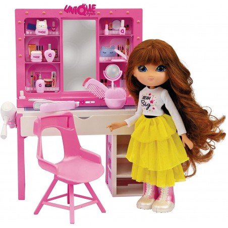 UNIQUE EYES SOPHIA BEAUTY DAY SALONE DI  BELLEZZA CON TANTI ACCESSORI GIOCHI PREZ