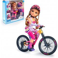 NANCY GIORNO IN MOUNTAIN BIKE FAMOSA 